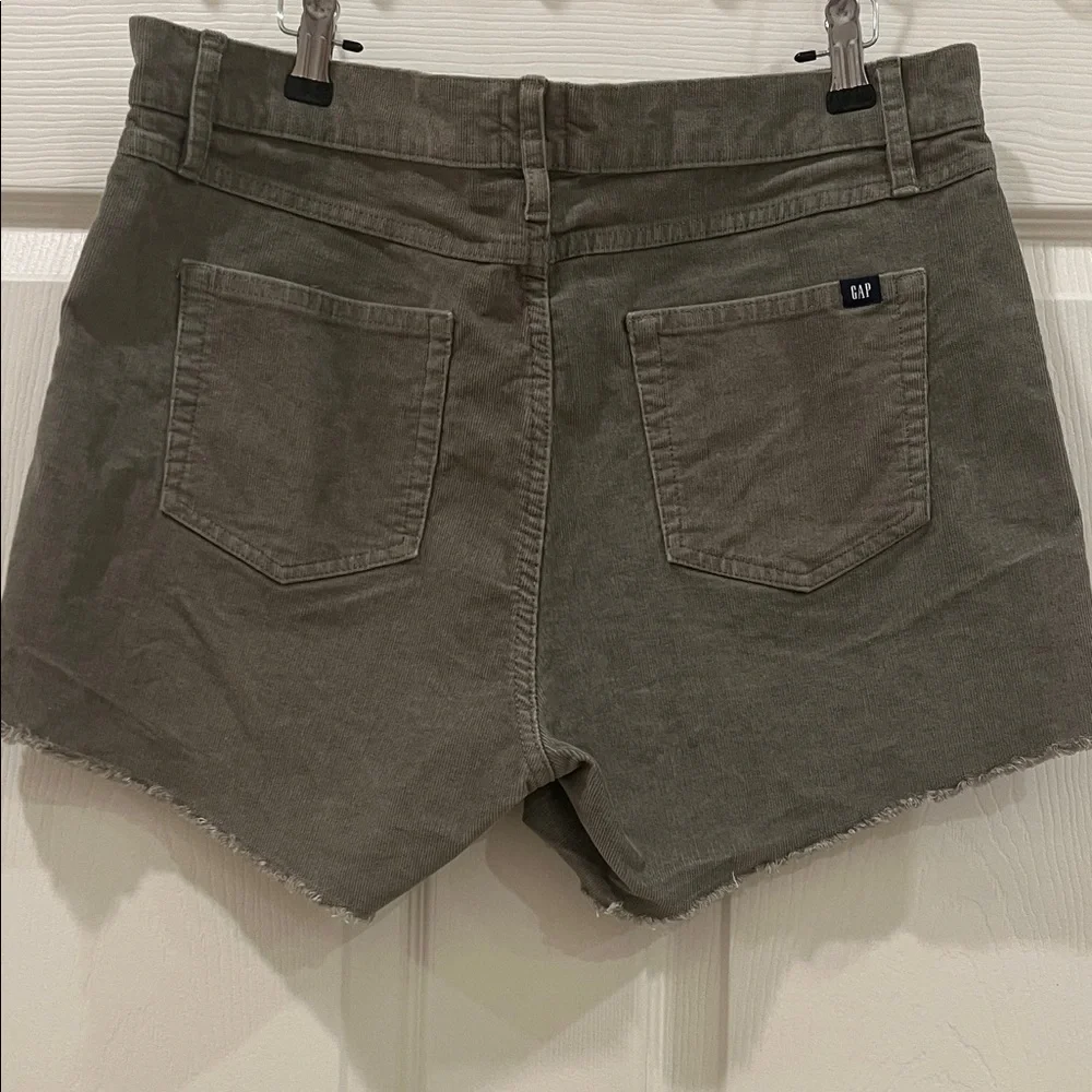 GAP Women's Light Green Jean Shorts Corduroy Women Size 8 - Picture 2 of 8